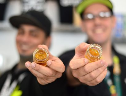 Hands_concentrate-410x310